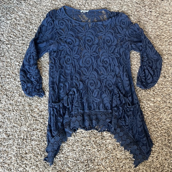 Boutique Navy Lace Tunic with Matching Underlay - Picture 4 of 9